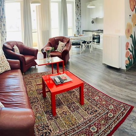 טימישוארה Bed Apartments - Vintage Vibes מראה חיצוני תמונה